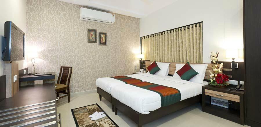 Hotel Siddharth Palace Dźajpur Zewnętrze zdjęcie
